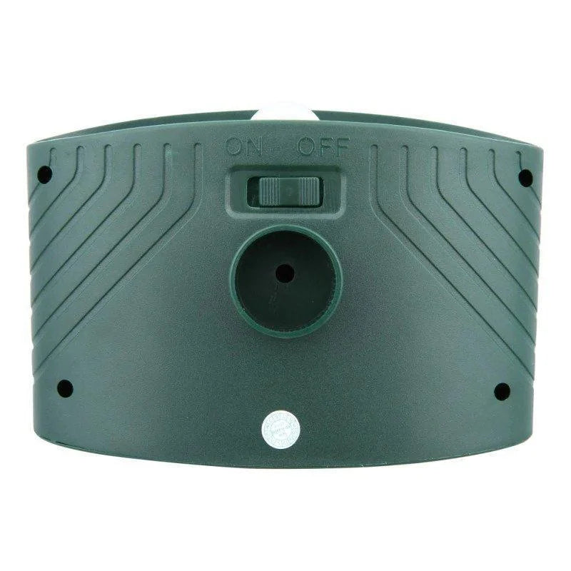 Solar Motion Sensor Repeller with Ultrasonic Pulses and Flashing Light, 4-Pack