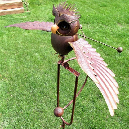 Metal Bird Wind Sculpture with Flapping Wings and Ground Stake, Animal Deterrent