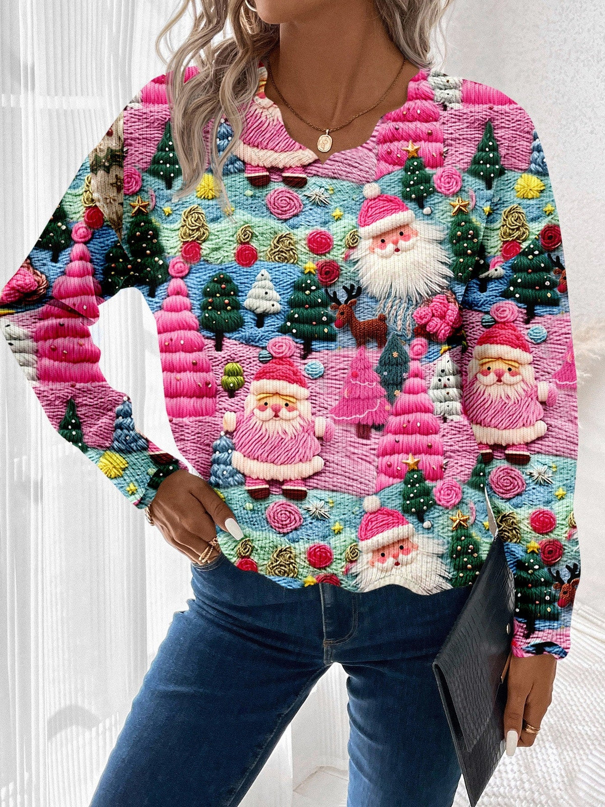 Christmas Pullover Sweater with Multicolor Holiday Pattern and Scalloped Hem