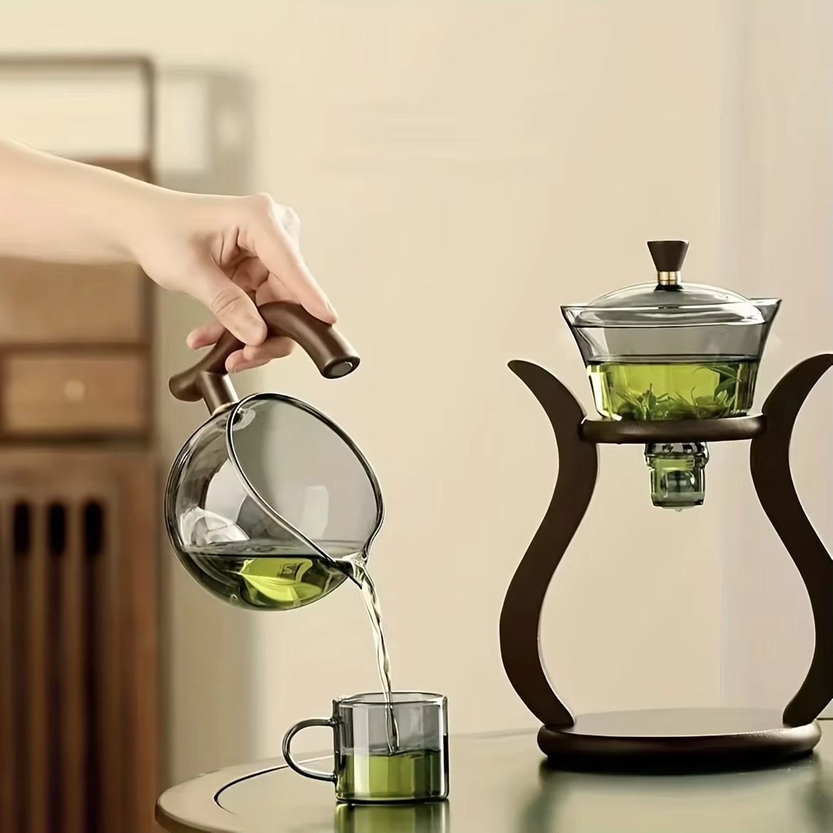 Magnetic Glass Drip Pot with Tea Infuser and Automatic Brew Activation, 20oz