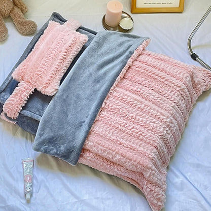 Soft Faux Fur Pet Bed with Raised Edges and Removable Blanket