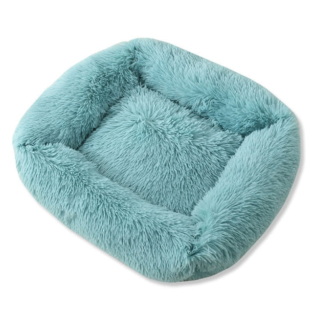 Plush Pet Bed with Raised Edge Support and Machine Washable Cover