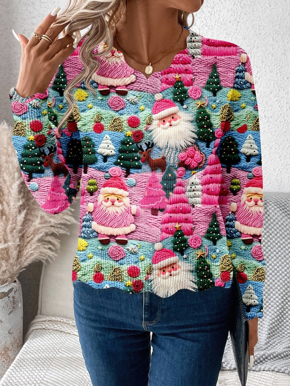 Christmas Pullover Sweater with Multicolor Holiday Pattern and Scalloped Hem