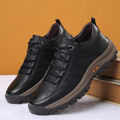 Men's Outdoor Shoes with Three Zone Arch Support and Sealed Weather Protection