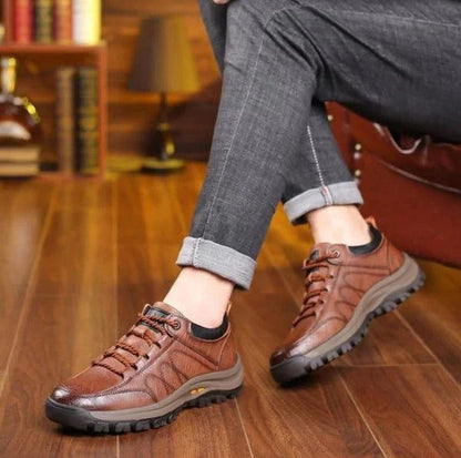 Men's Outdoor Shoes with Three Zone Arch Support and Sealed Weather Protection