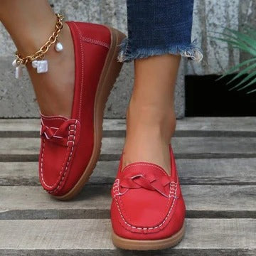 Women's Slip-On Loafers with Wide Toe Area and Flexible Upper, Traction Outsole