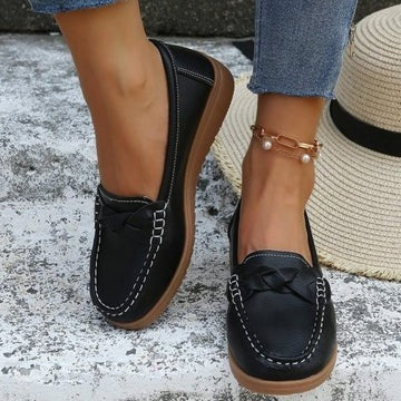 Women's Slip-On Loafers with Wide Toe Area and Flexible Upper, Traction Outsole