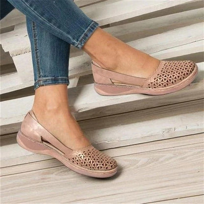 Women's Wide Toe Slip-On Flats with Cushioned Insole and Breathable Upper