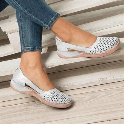 Women's Wide Toe Slip-On Flats with Cushioned Insole and Breathable Upper
