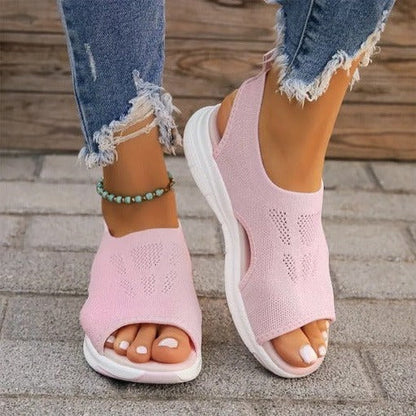 Cushioned Sport Sandals with Arch Support and Adjustable Straps for Women