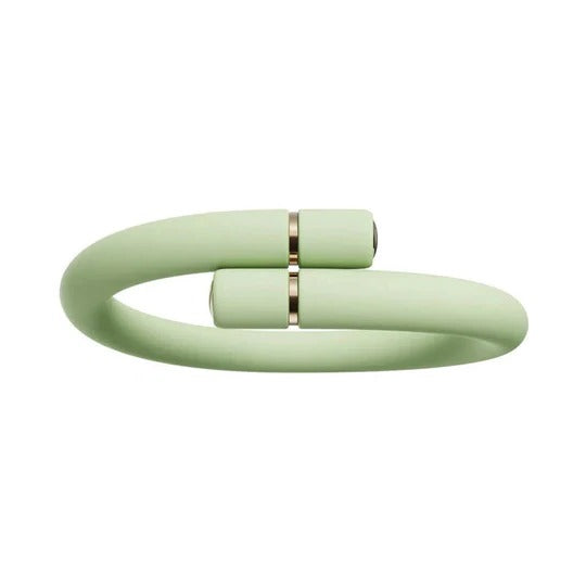 Electronic Pest Repellent Wristband with Battery-Free Operation and Frequency Technology