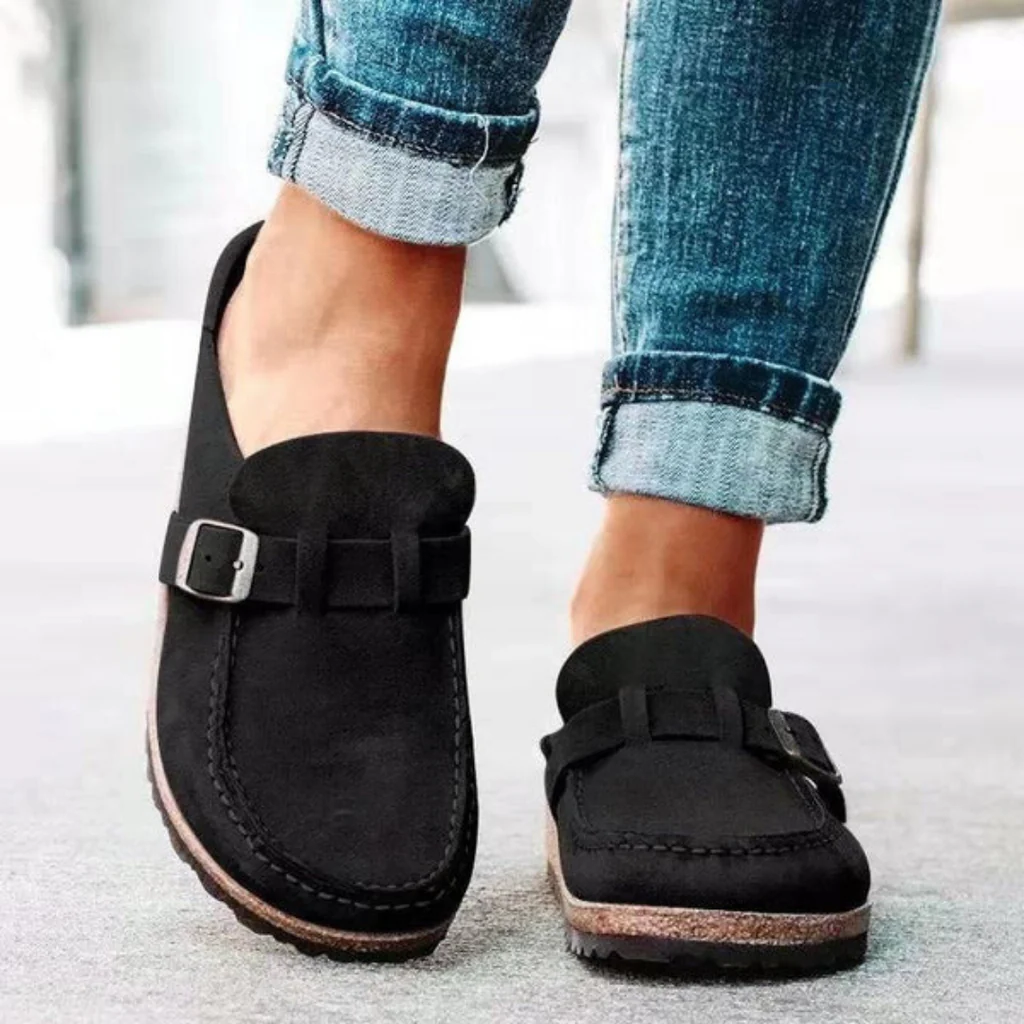 Women's Buckled Sandals with Adjustable Strap and Open Air Design