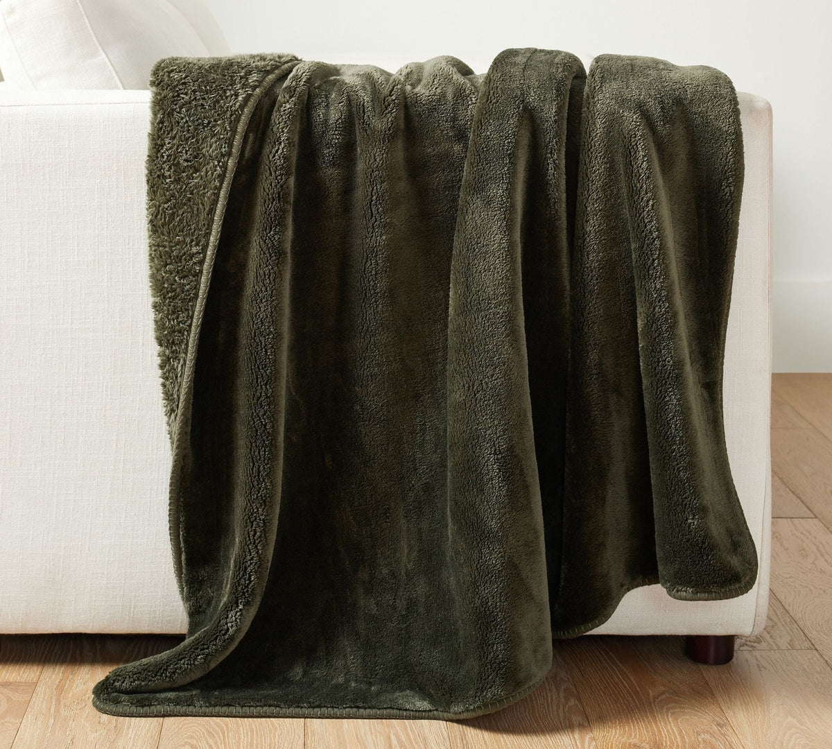 Plush Throw Blanket 50x60 Inches with Velvety Polyester Weave and Machine Wash Care