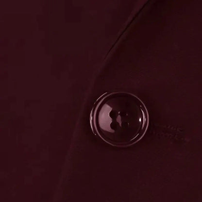 Versatile men's slim fit double-breasted 3-piece suit with waistcoat, suitable for various events.