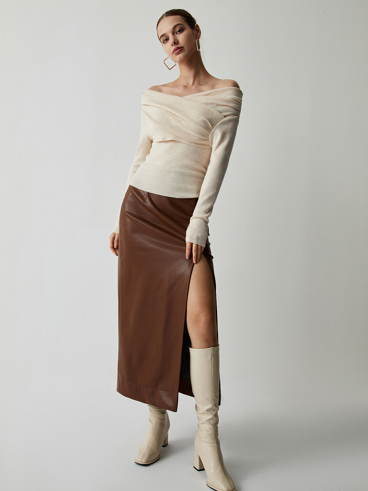 Slim Fit Knit Top with Stretch Blend and Wrist Length Sleeves