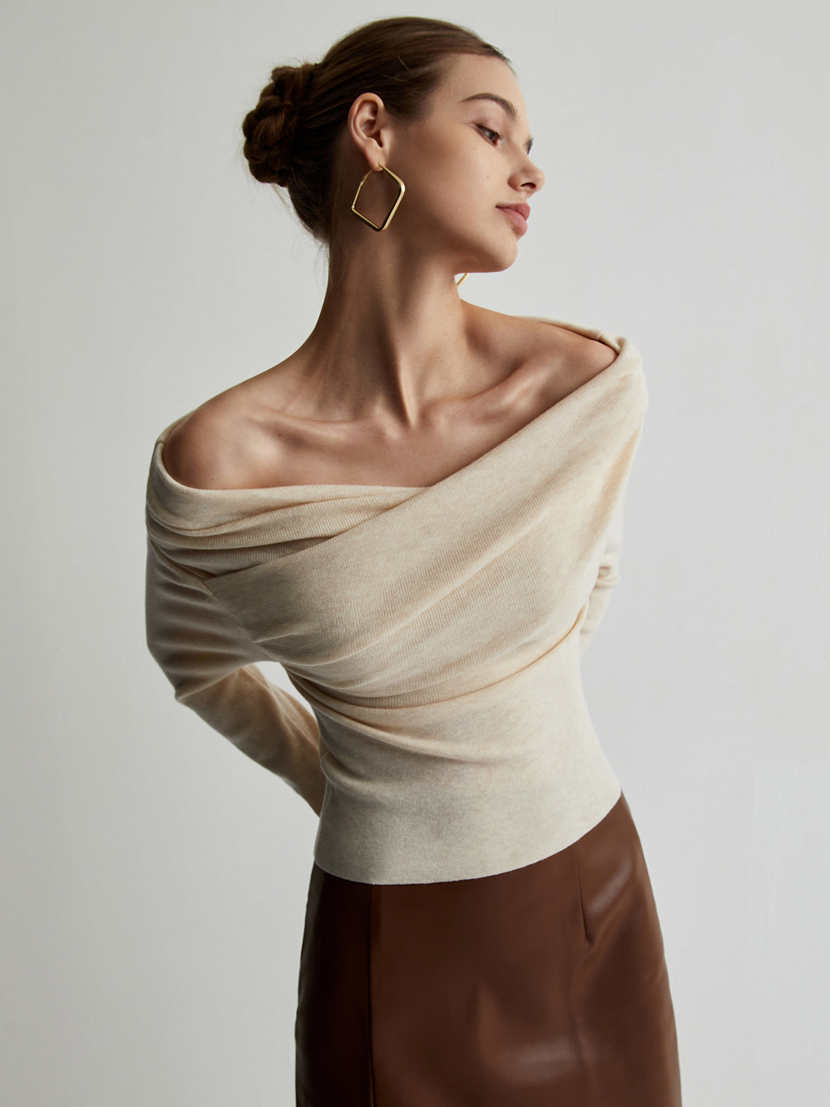 Slim Fit Knit Top with Stretch Blend and Wrist Length Sleeves