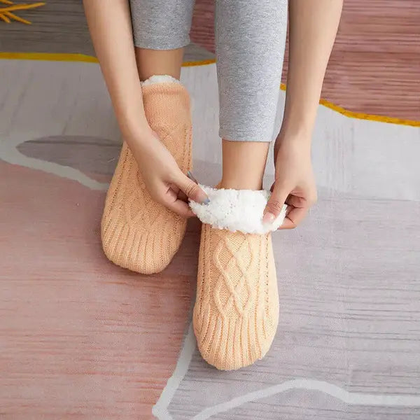 Thermal Socks with Non-Slip Grip and Adjustable Cuff, Breathable Soft Interior All Vera Mart