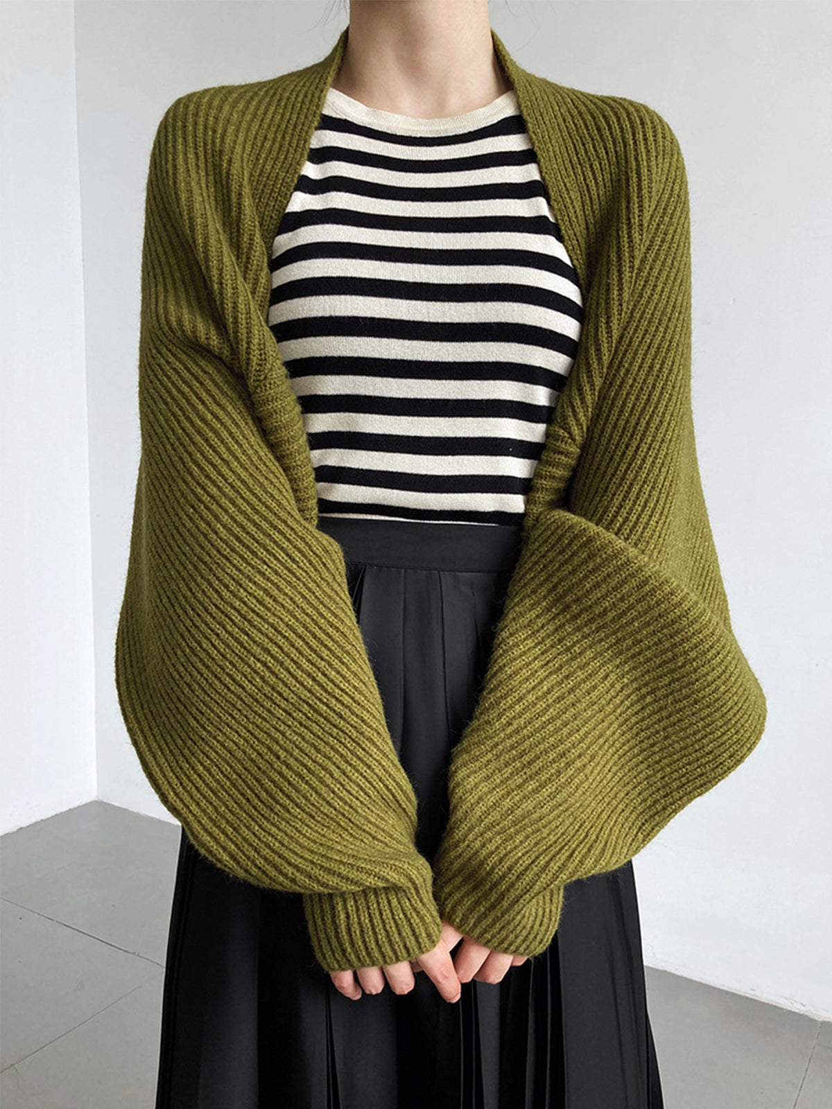 Open Front Knit Cardigan with Viscose Elastane Blend and Full Sleeve Coverage